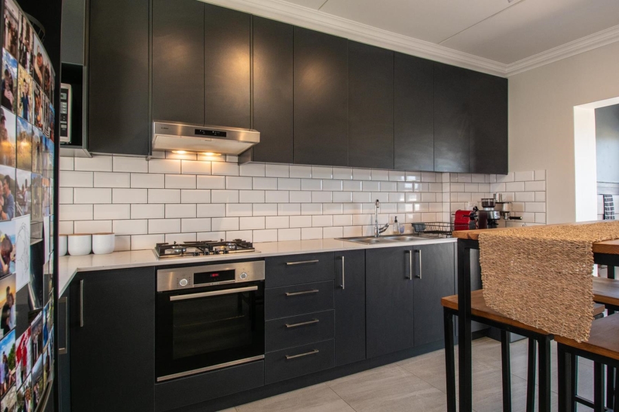 3 Bedroom Property for Sale in Nooitgedacht Village Western Cape